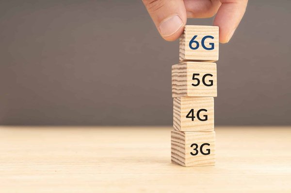 Quelles sont les implications des réseaux 6G pour les appareils connectés ?